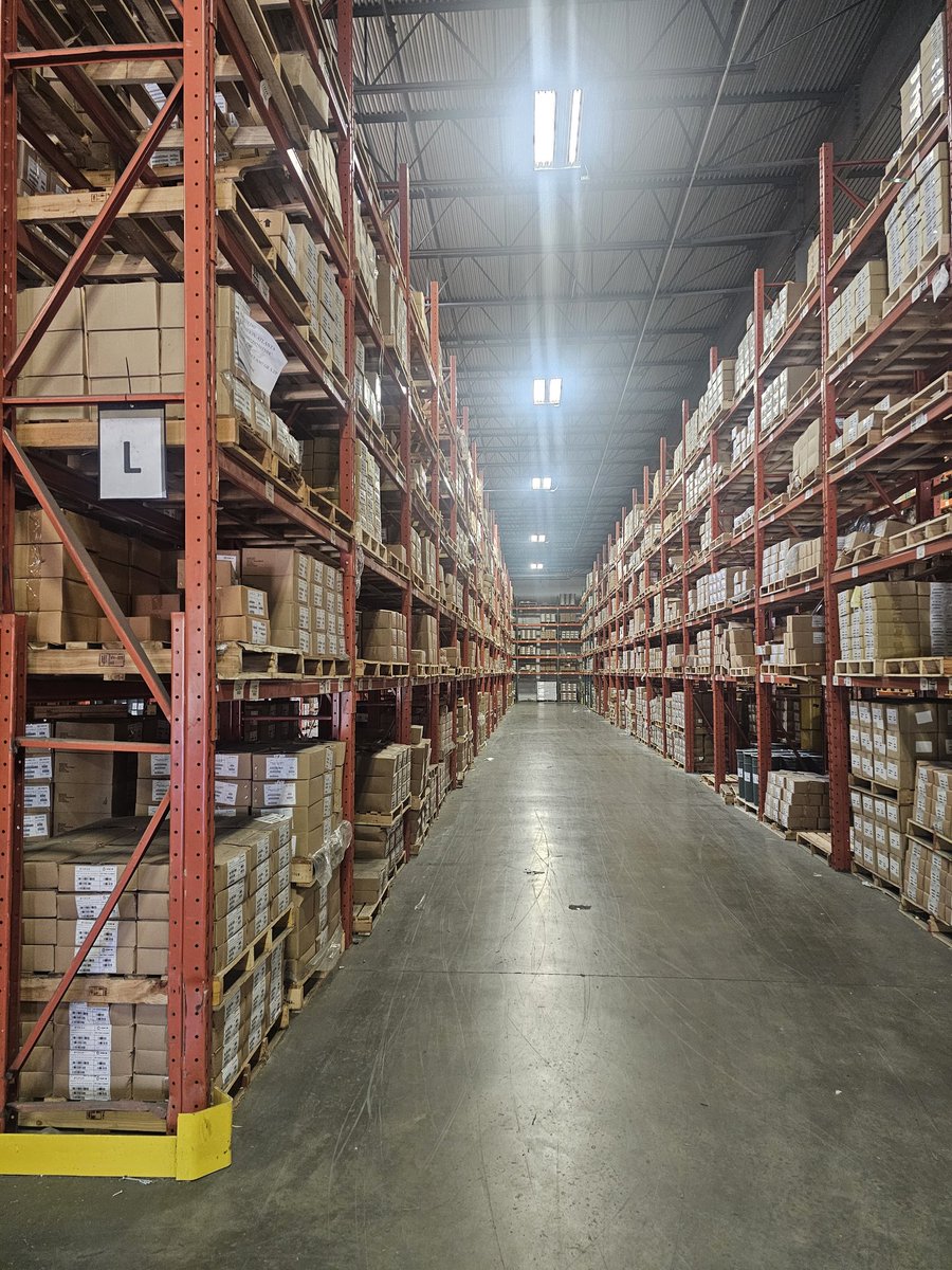 ProferredRivets's tweet image. Recently, I visited Stelfast, Inc., walked thru 2 whse, met incredible people &amp;amp; discovered something that spoke to me as a marketer: the meaning behind our colors. Orange fuels our innovation.
Red drives our determination.
Green anchors our reliability.
Blue earns your trust.