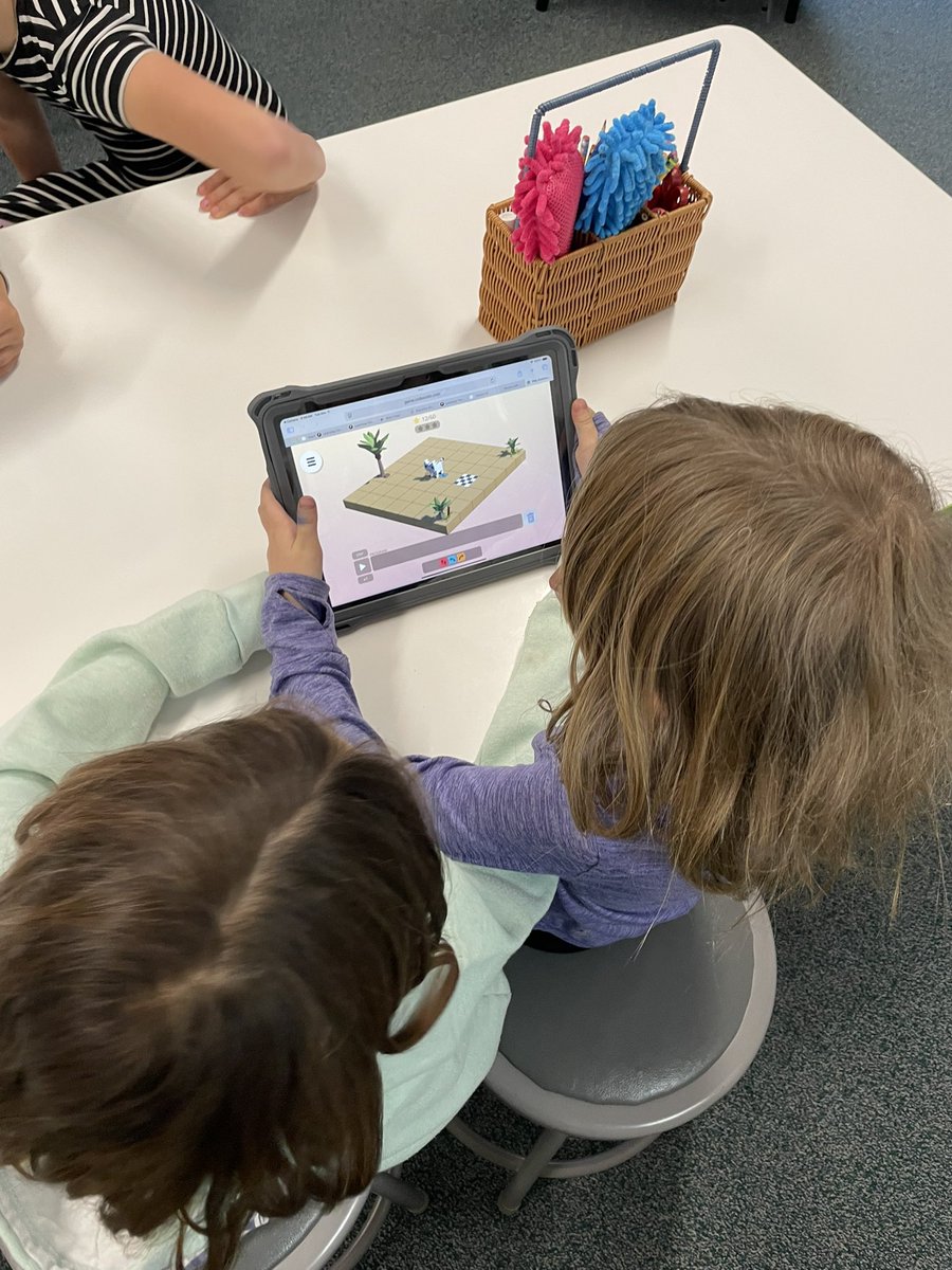 MrsWegert's tweet image. 💻 Getting a head start on #ComputerScienceWeek a little early this year with @rodocodogame’s #hourofcode activities. Did we encounter challenges? You betcha, but as one first grader put it best, “If we put our mind to it, we can achieve anything.” 🫠💕 #csedweek @Lyons_ES
