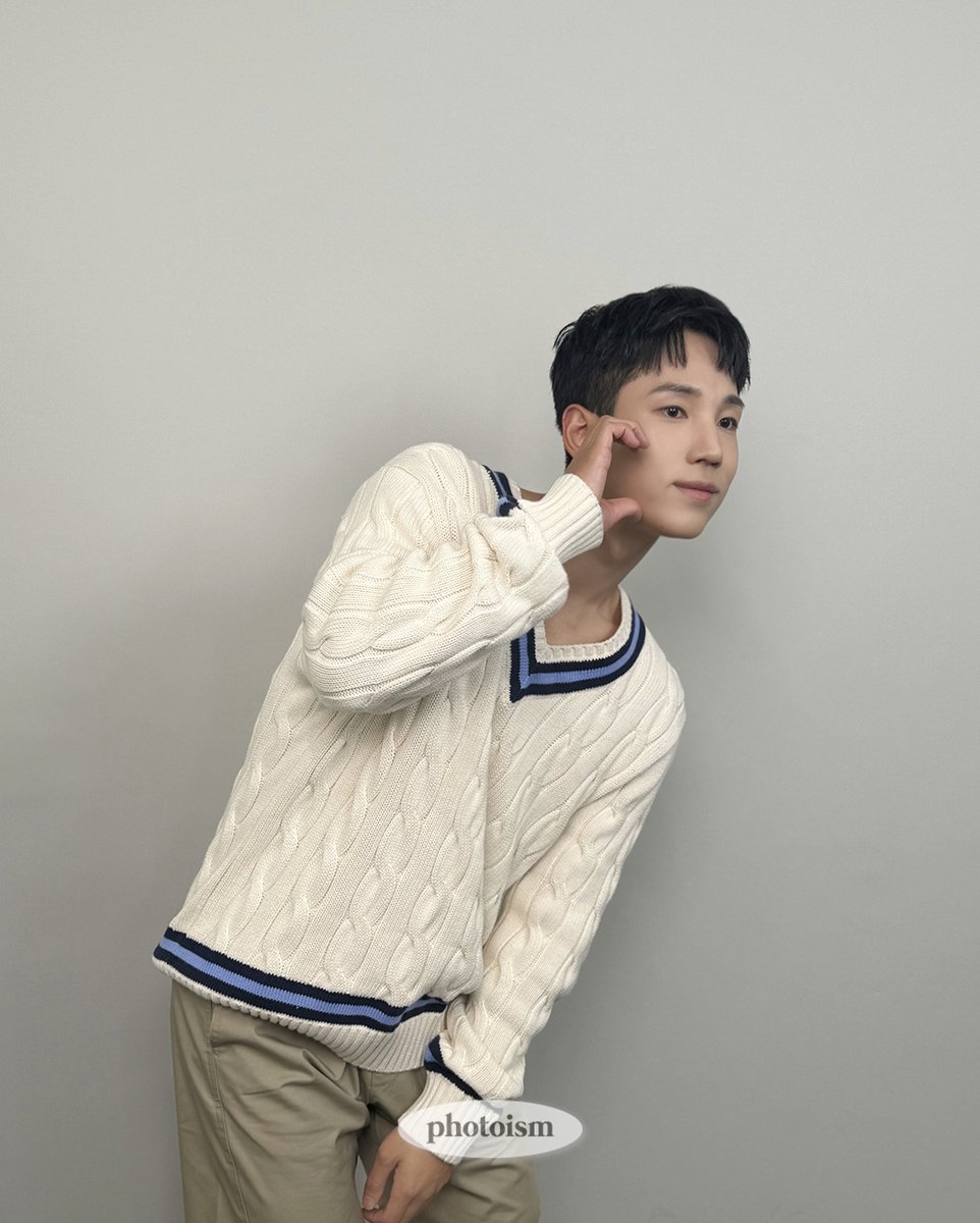 PHOTOISM X SUNGKOOK

성국 비하인드 선물 도착 🎁

성 ⋆ 큼성큼 내 맘에 들어온 성꾹이
국 ⋆ 가 품에 있던 비쥬얼 🫡 이제 삐삐에게로 복귀 💜

우리 포토이즘에서 만나요 👋

<a href="/_sungkook/">성국</a>

#포토이즘 #성국 #SUNGKOOK

ONLY IN PHOTOISM