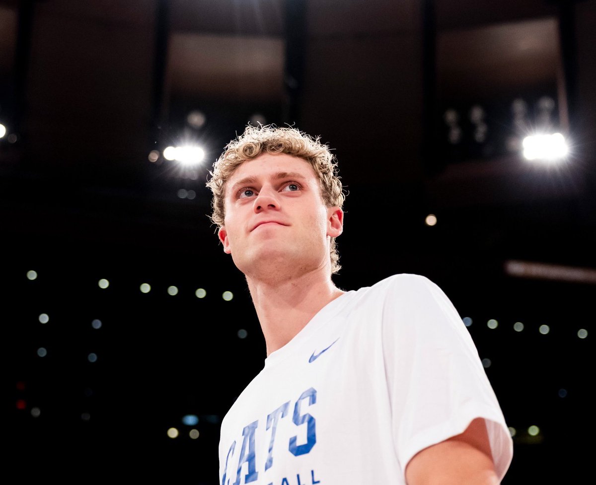 Jaxon Kohler vs Collin Chandler tonight at Madison Square Garden

Both played high school basketball in the state of Utah