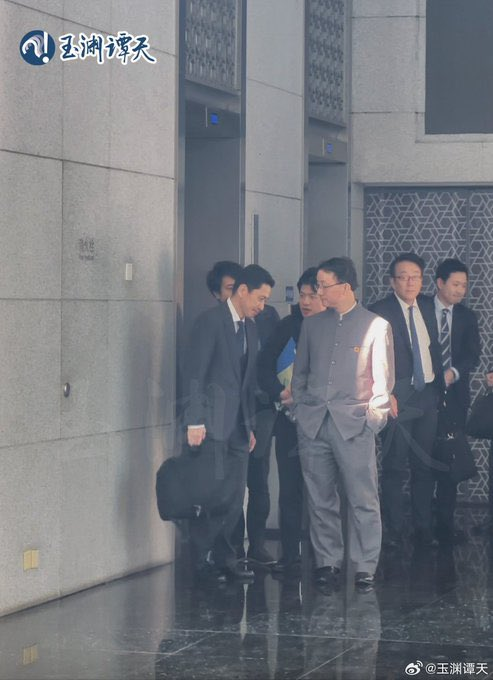 katchon's tweet photo. 今回の局長会議、なんか急いで日本側が頭下げに行ったっぽく報道されてるけどさ、茂木外相が「局長会議は定期的に行っていて前回は日本、今回は中国開催と以前から決まっていた」って会見で語ってる件、伝えたメディアはあったかしら。
また報道しない自由発動かな... https://t.co/oThg7ZeMX8