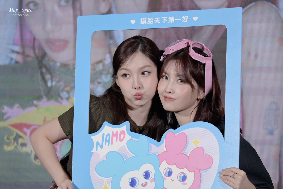 May_wywc's tweet image. 251115
😙🥺
#TWICE #트와이스 
#나연 #NAYEON #ナヨン
#모모 #MOMO #モモ