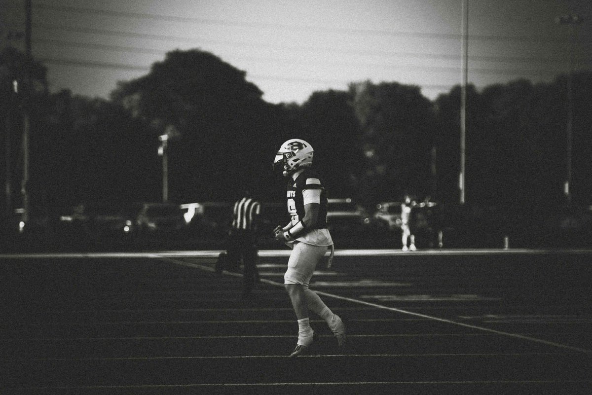 AustinScheuler's tweet image. Senior Season Stats:
9-2 Record (District Champs)
145-220 (65.9)// 2410 Passing Yards// 28 Passing TDs (10 Games Played)

Career Stats:
Three Year Starter
384-592 (64.9)// 5642 Passing Yards// 56 Passing TDs (28 Games Played)

hudl.com/v/2SrUJm