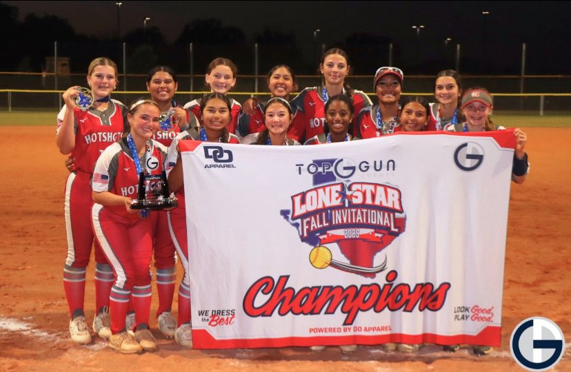 42nini42's tweet photo. Super fun weekend at the Top Gun Lonestar Invitational! Our team went 7-1 and came out as co-champs. Thank you to all of the coaches who came out to see us compete!! 🔥🔥 https://t.co/ISNnuTYu8q