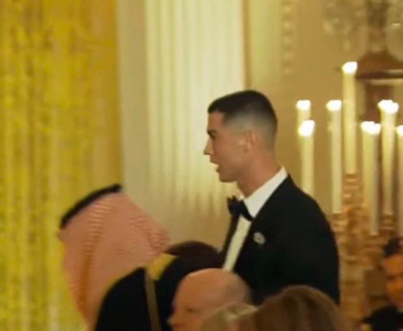 _etql's tweet image. اعظم لاعب فالتاريخ فالبيت الأبيض 🐐🤍