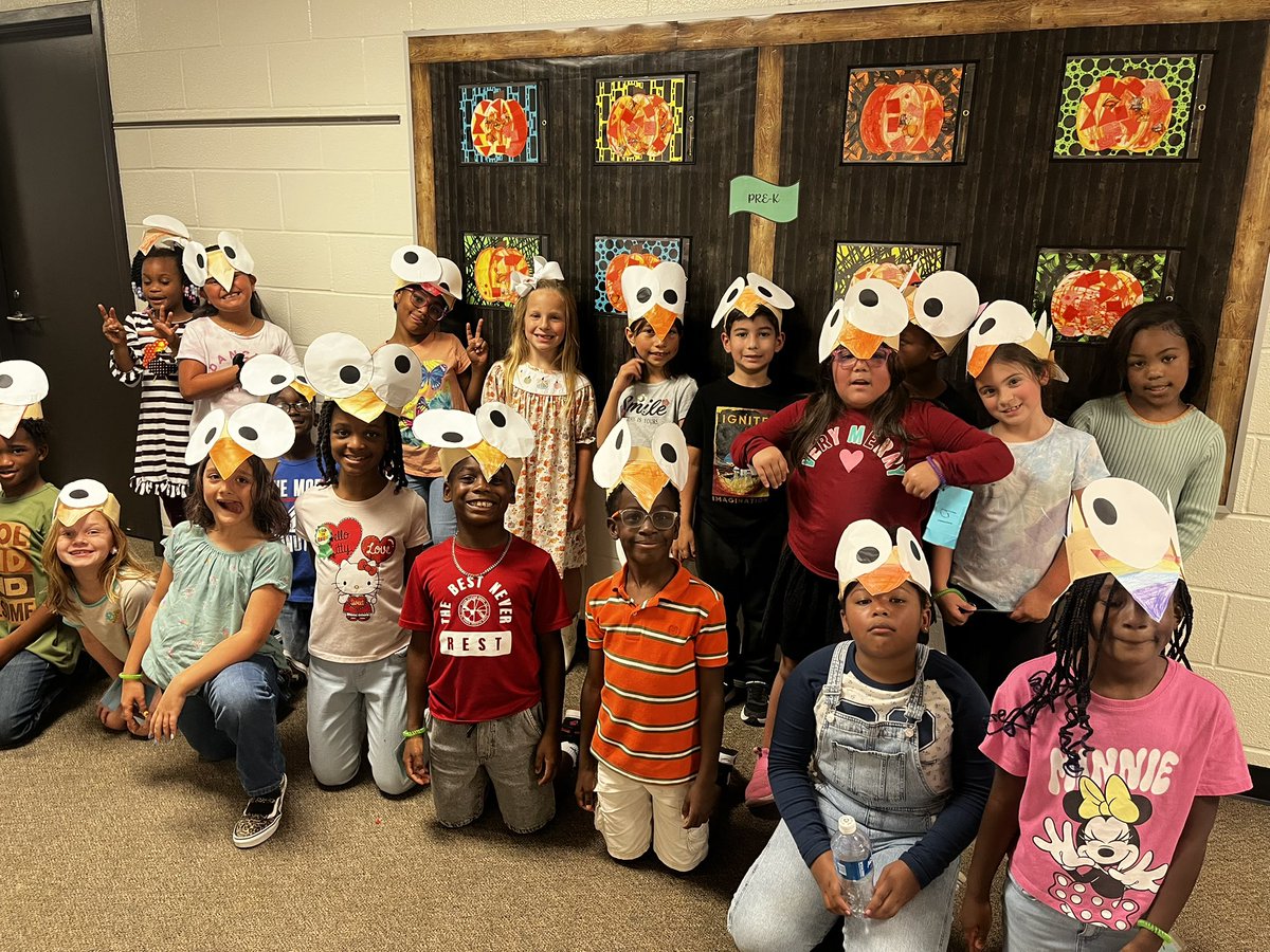 My cute little turkeys had fun at their Thanksgiving lunch today with their family members! We had a great turnout! 
Grateful to be at a wonderful school with cute kiddos! 🦃🧡 Happy Thanksgiving Everyone! <a href="/HumbleISD_TE/">Timbers Elementary</a>