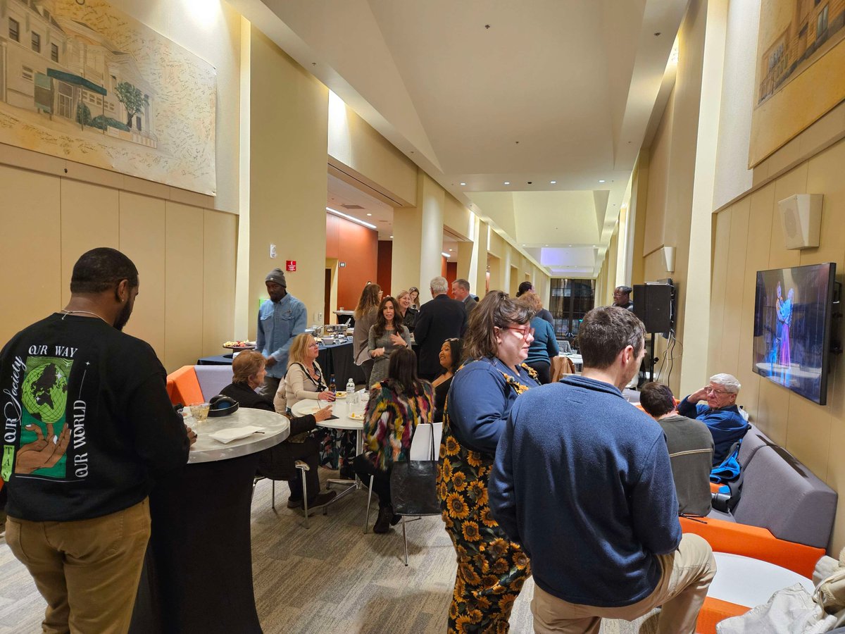 We had a blast at the Urinetown: the Musical pre-show alumni reception last week! We loved getting to spend the evening with so many alumni—it’s always a joy to bring our community together and spread that unmistakable Point Park energy💚