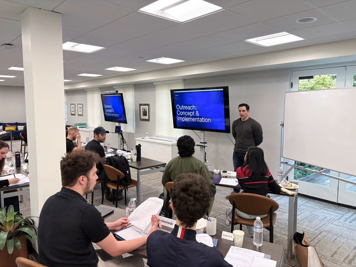 Niamh O' Donnell 🌉 tweet media