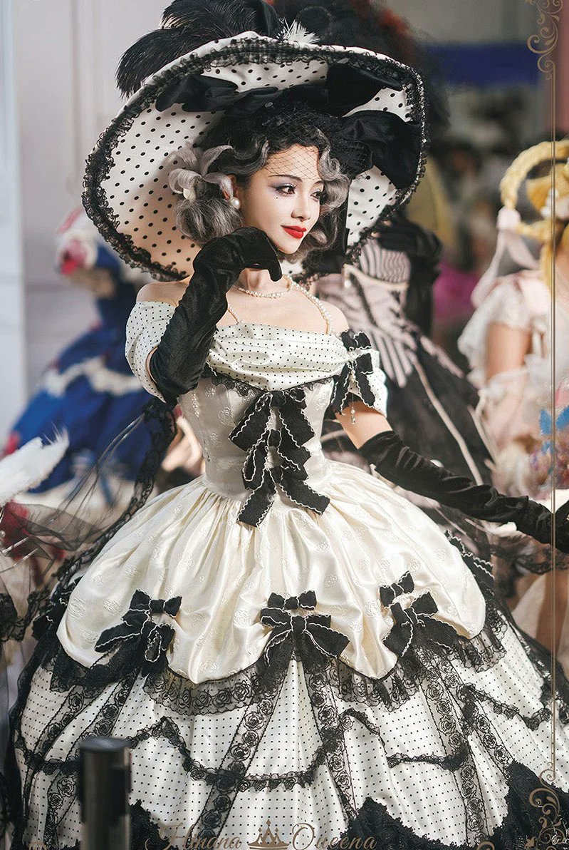 ronron様 まるで映画のヒロイン✨ ＼受注予約開始／ The Nightingale of Paris