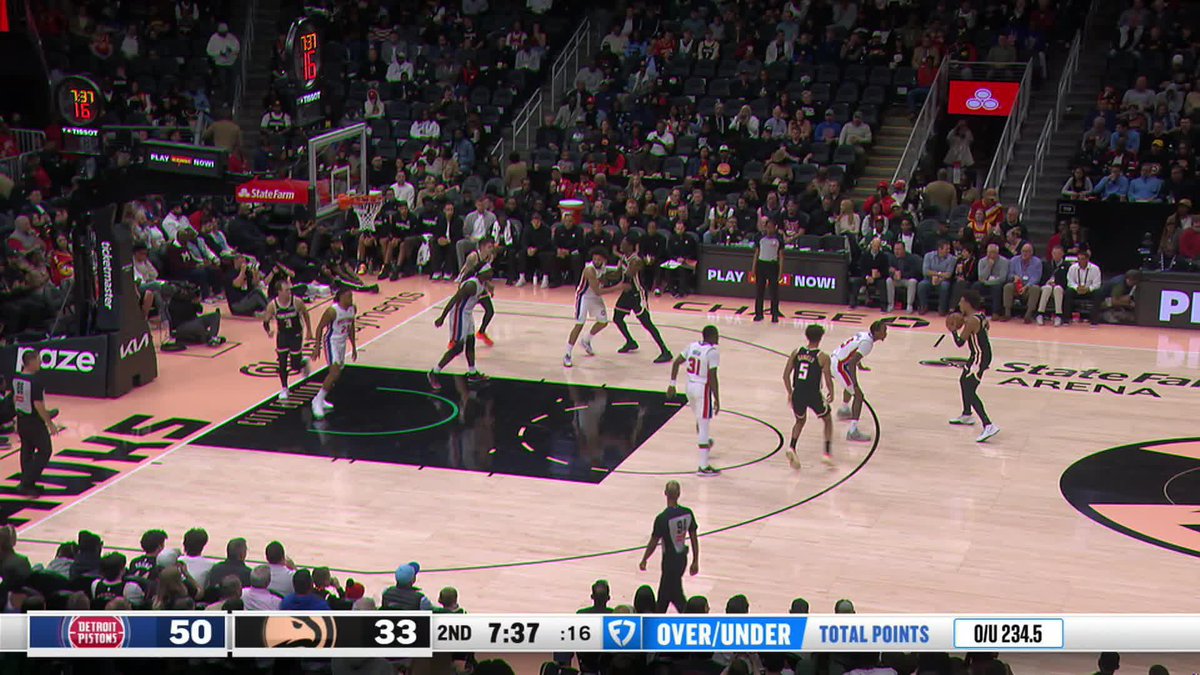 Vit is still shooting that thang