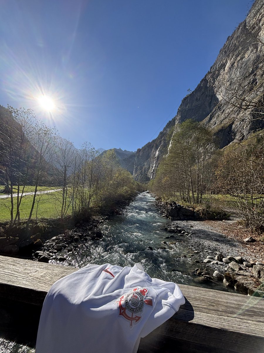 90Dgo's tweet image. 📍 Lauterbrunnen - Schweiz
Q diaaaa 😻🖤🤍

Vale das 72 cachoeiras, lugar mais incrível do mundo!!! 🌍 🥹

#TimãoPeloMundo
#TimaoPeloMundo
#CorinthiansNaSuiça
#CorinthiansEmLauterbrunnen
#VaiCorinthians