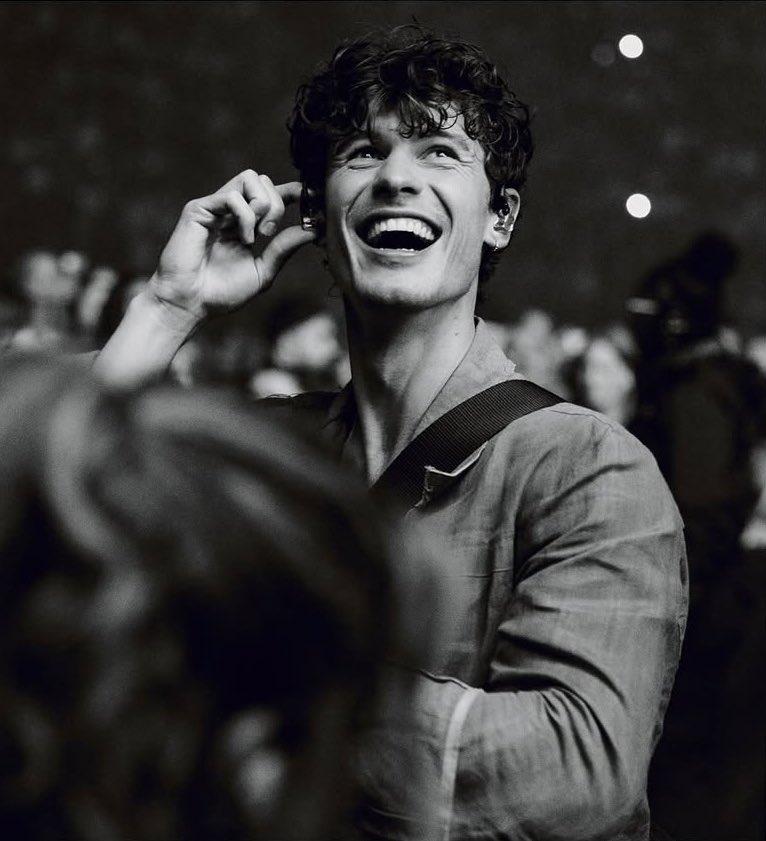 Toadsworthy1's tweet image. Thought of Shawn being in one of his favorite places, surrounded by his favorite people, living his best life 🥹