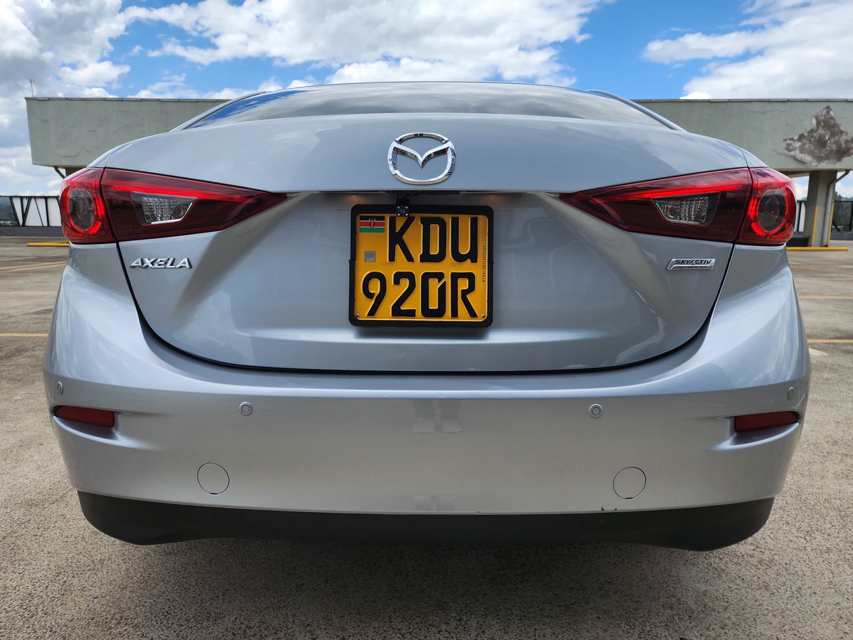 swiftmikes's tweet image. MAZDA AXELA 2018.
1500cc Skyactiv-G
111hp / 144Nm
6-Speed Automatic
Parking sensors
Led DRLs

Price: KES 1.88M
📞 0792 806474.