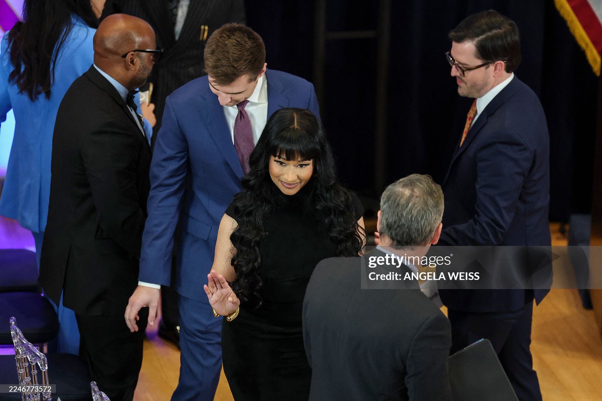 What's worse? The Carters, Kushners &amp; Trumps using a GALA to bankroll a casino—a predator on the working class communities or Nicki speaking at the UN about Christians being slaughtered in Nigeria? Since everyone political analysts with huge moral compasses.. 

casiNO
#UNBARBIE