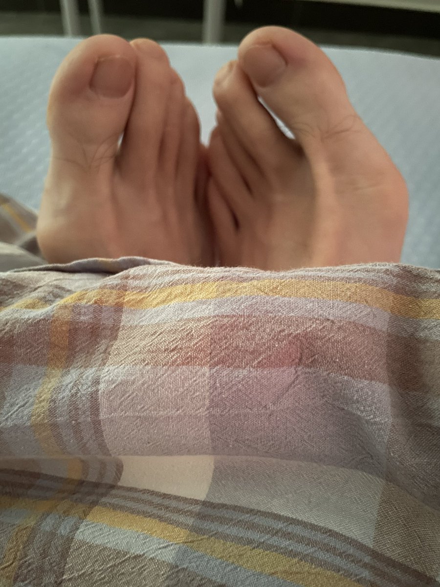 socksfeetSS's tweet photo. 北京太冷了，准备开始再一次的旅行了…… https://t.co/gFCVyZNZL4