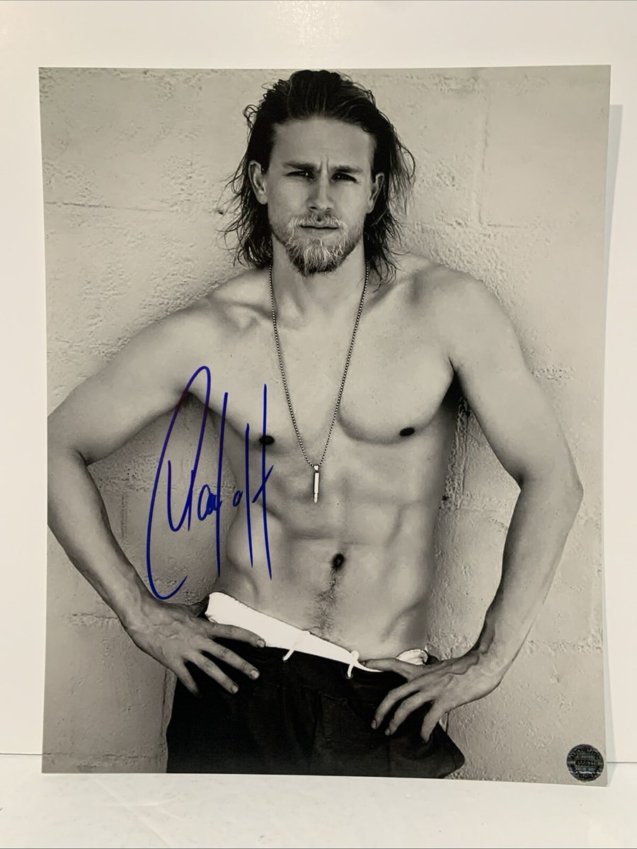 charliehunnam_t's tweet image. (2) #CharlieHunnam with a high
#JaxTeller vibe ♥︎ #SonsofAnarchy