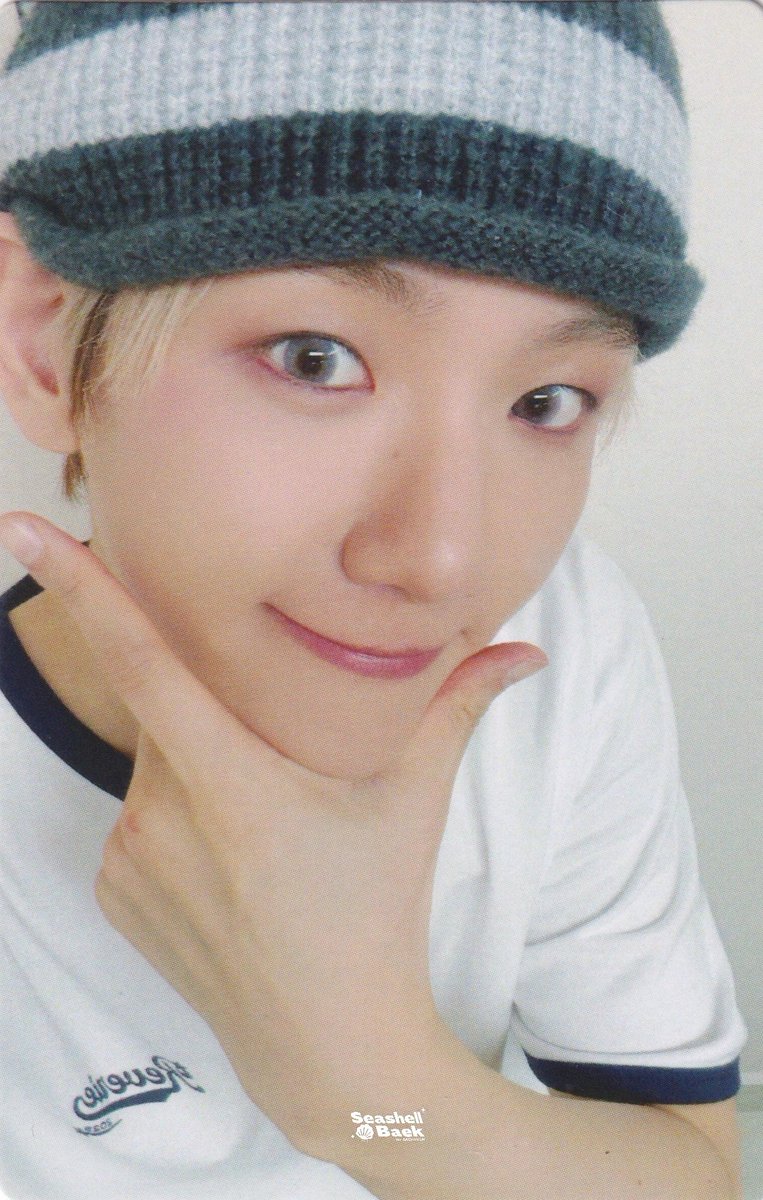 SeashellBBH's tweet image. 【SCAN】
Singapore POPUP full card / Singapore Popup No. 56 long-sleeved small card / popup slipper small card

Plz do not cut the logo or modify &amp;amp; no commercial use
#baekhyun #백현 #ベッキョン
@B_hundred_Hyun @BAEKHYUN_INB100