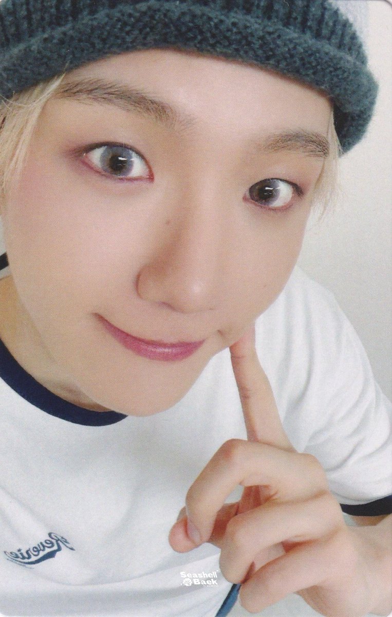 SeashellBBH's tweet image. 【SCAN】
Singapore POPUP full card / Singapore Popup No. 56 long-sleeved small card / popup slipper small card

Plz do not cut the logo or modify &amp;amp; no commercial use
#baekhyun #백현 #ベッキョン
@B_hundred_Hyun @BAEKHYUN_INB100