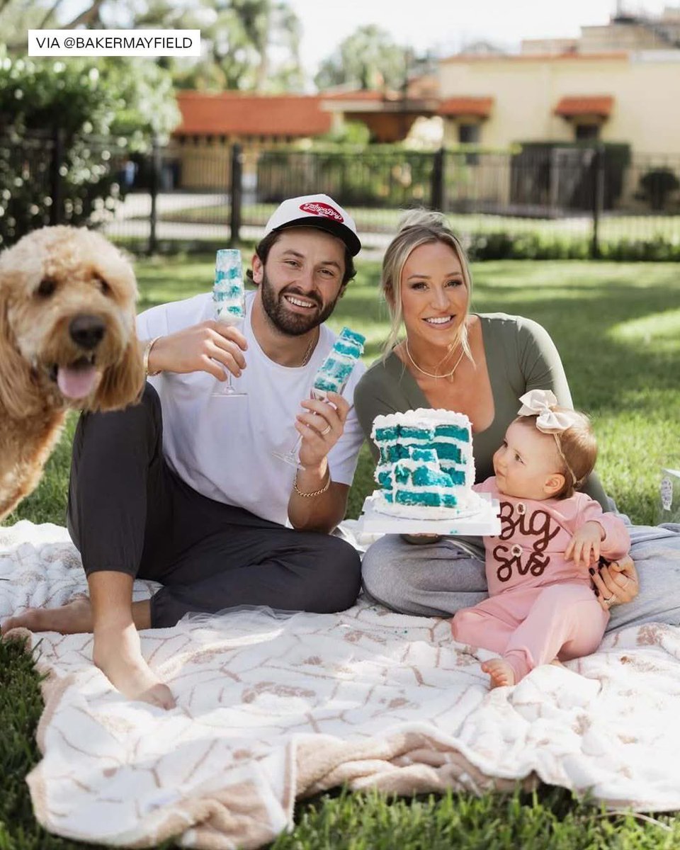 Baker’s gonna be a boy dad! 🏈🏈🏈