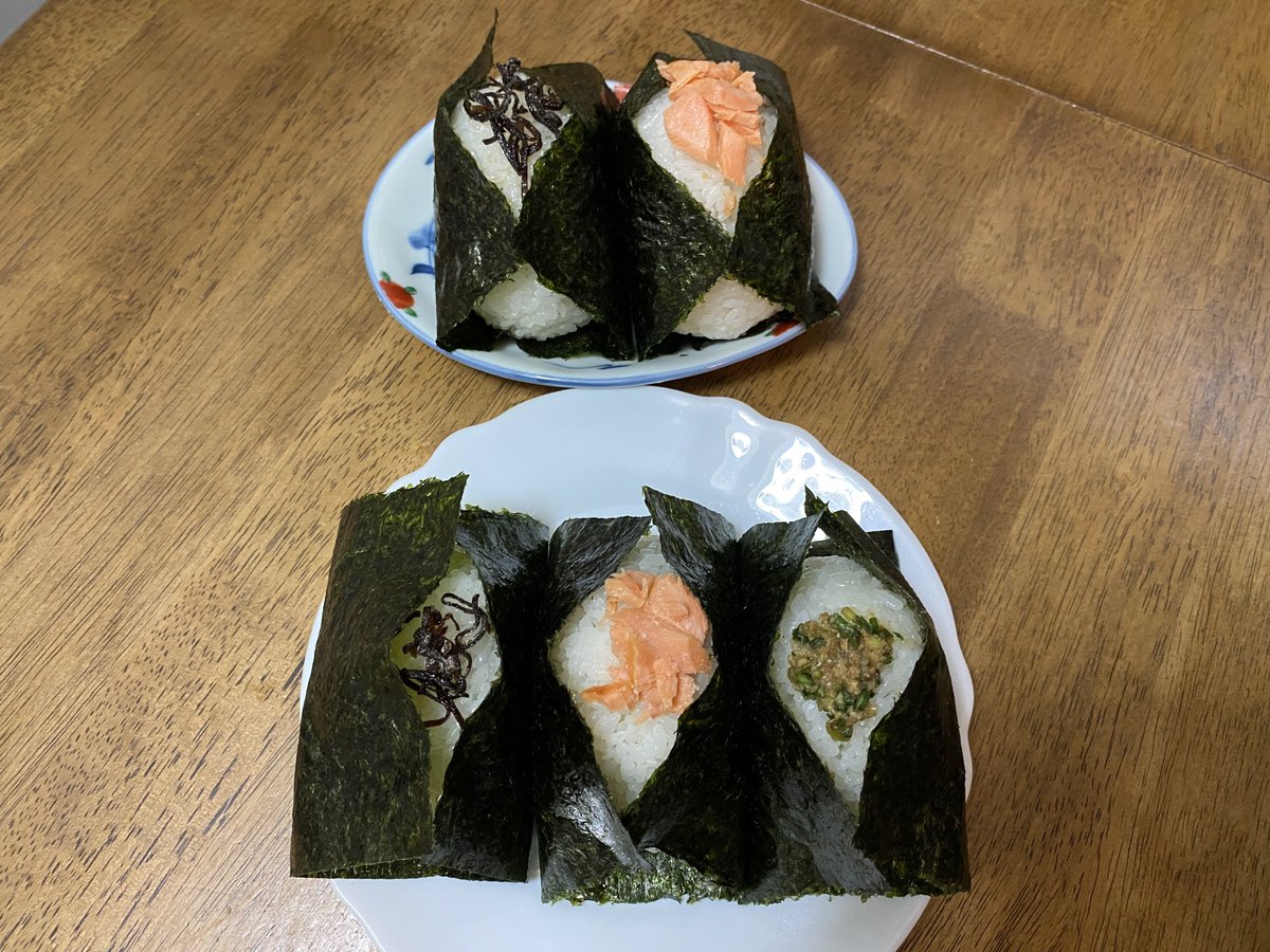 #OnigiriAction 

おにぎりアクションFOR JAPAN
昨日から始まっています。
日本の子どもたちの食支援に繋がりますように♡

(6月9日、10日の、息子たちのおにぎりでした)