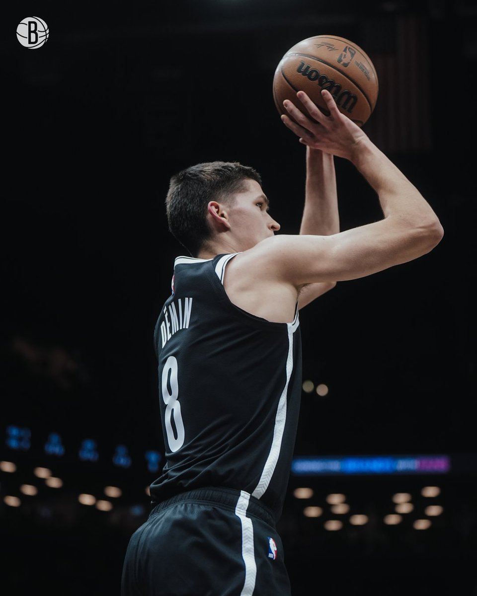 D3MIN!!!
four first-half triples for the rook 🎯