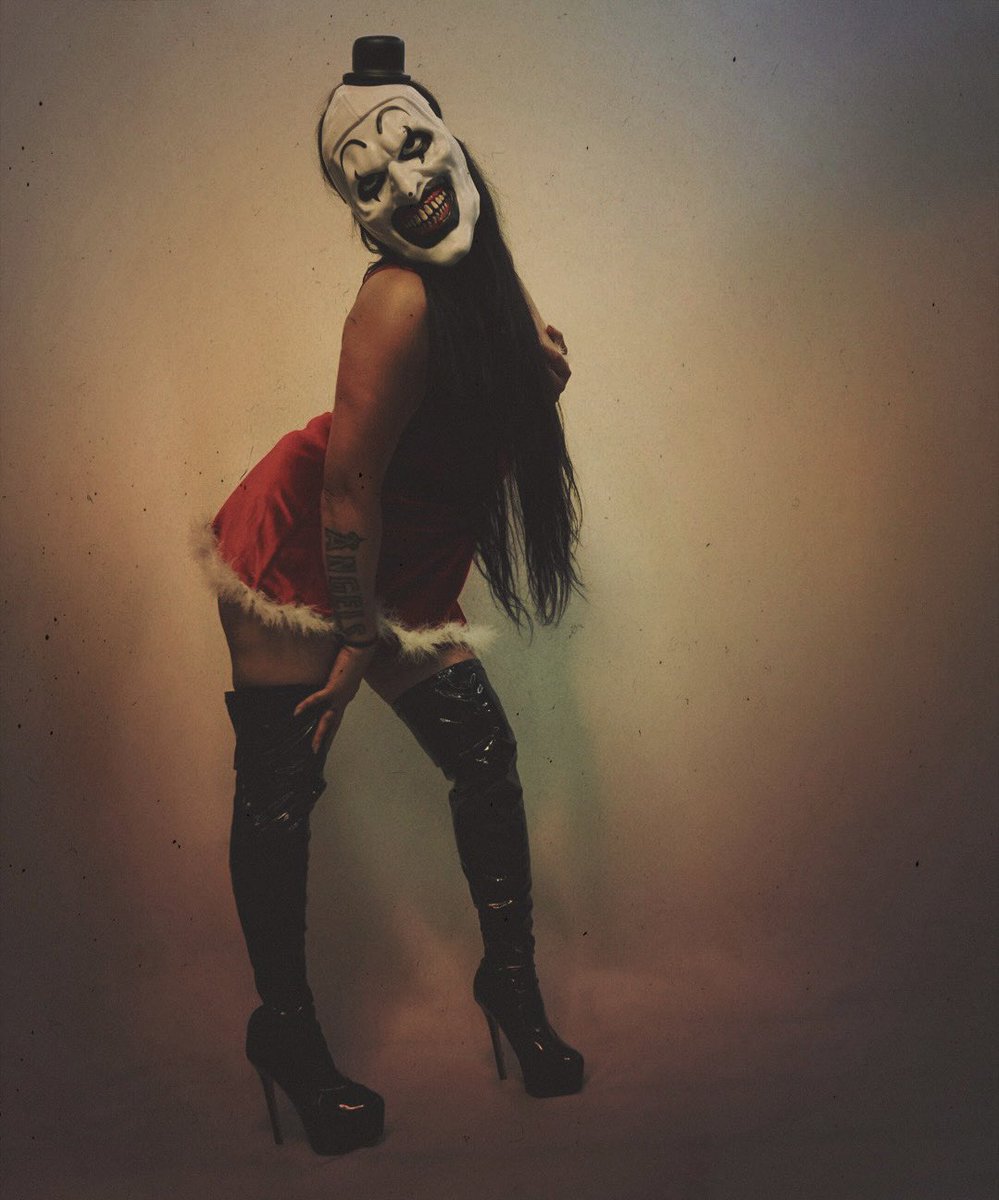 horrorfanatik13's tweet image. Who’s ready for Christmas?🎄🤡

#TERRIFIER #Christmas