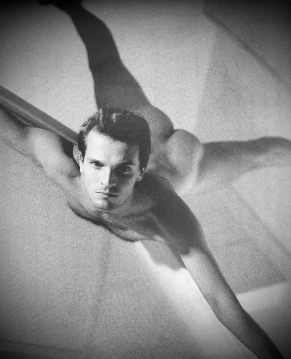 boseofficial's tweet image. Érase una vez, una de tres o cuatro años atrás, que hubo una novia costarricense, con la que tuve una relación tórrida. En muchos aspectos se supo hacer inolvidable. Rompimos queriéndonos mucho, pero por esas cosas de la vida, nos fuimos alejando. Cuando arranqué las escrituras…