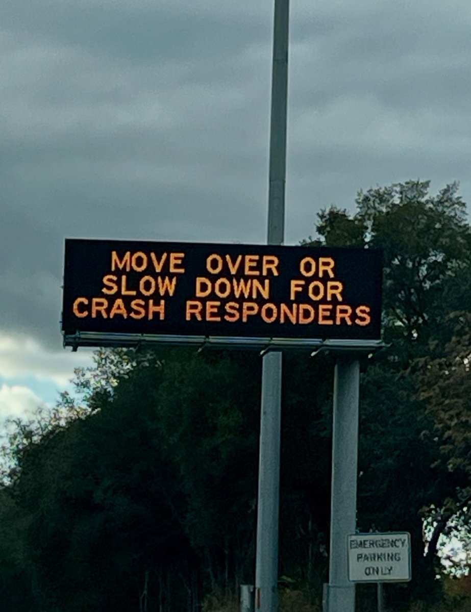 SACMobile11's tweet image. What are “Crash Responders”?  I think they meant First Responders. #CalTrans