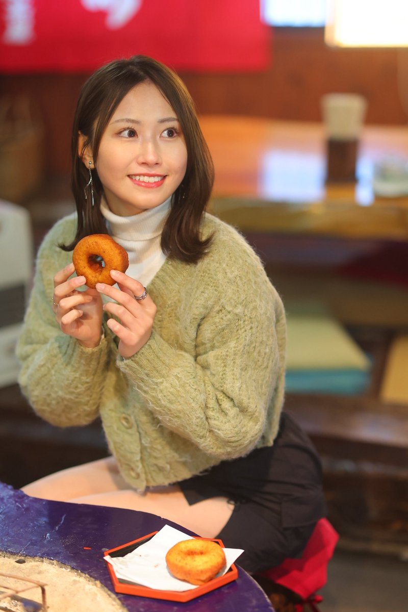 f_bb_2015's tweet photo. 会津美少女図鑑vol.16
11/29(土)福島民報朝刊にて、県内全域配布です！

県内のコンビニでも購入可能です
県外の方は福島民報バックナンバーからご購入できます
https://t.co/PUNYbfFTzR

#会津美少女図鑑 #福島民報 
#室井愛香利 #木村沙由里 #牧田優花 #遠藤栞 #福島美少女図鑑 https://t.co/yibRBW5KuK
