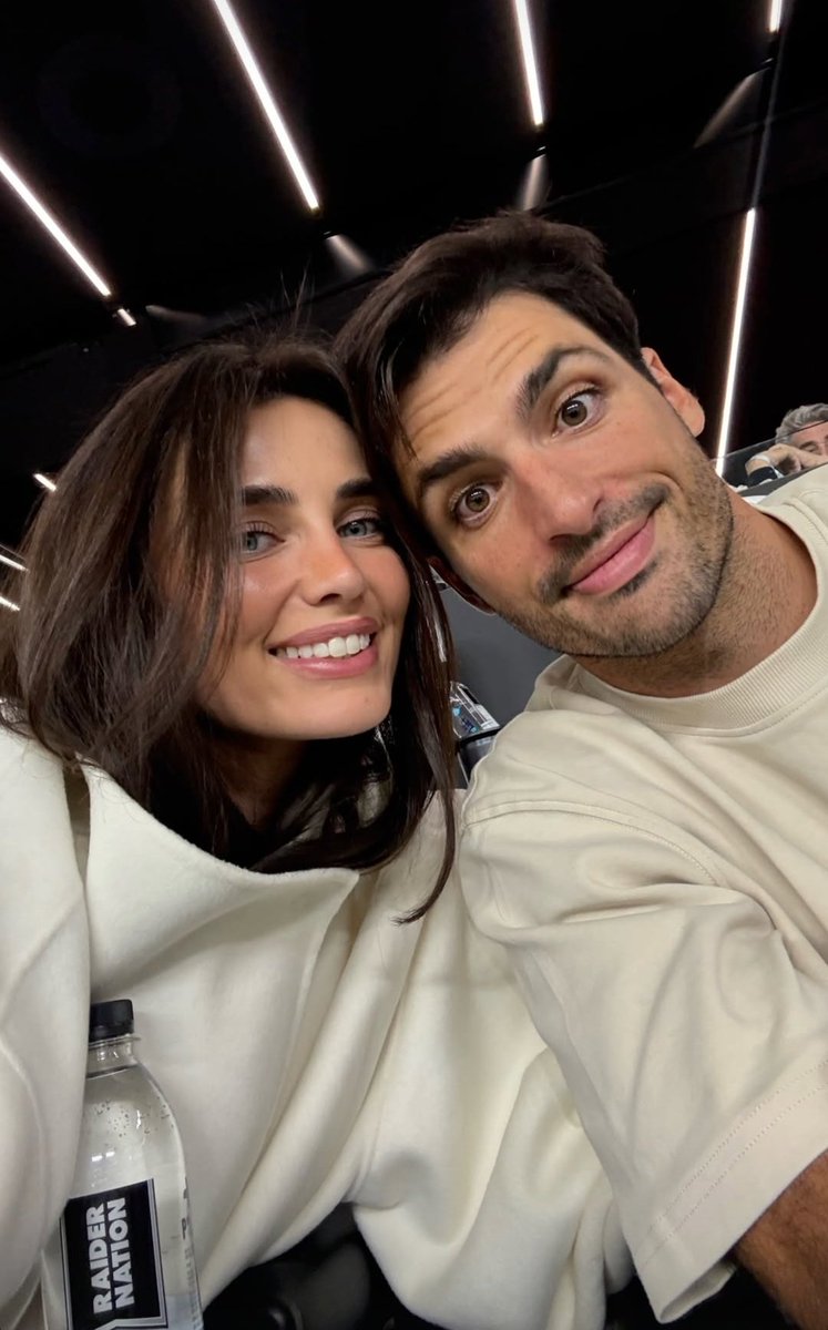 spideywcbs's tweet image. knp cewe cantik pacarnya oon bgt KESEL