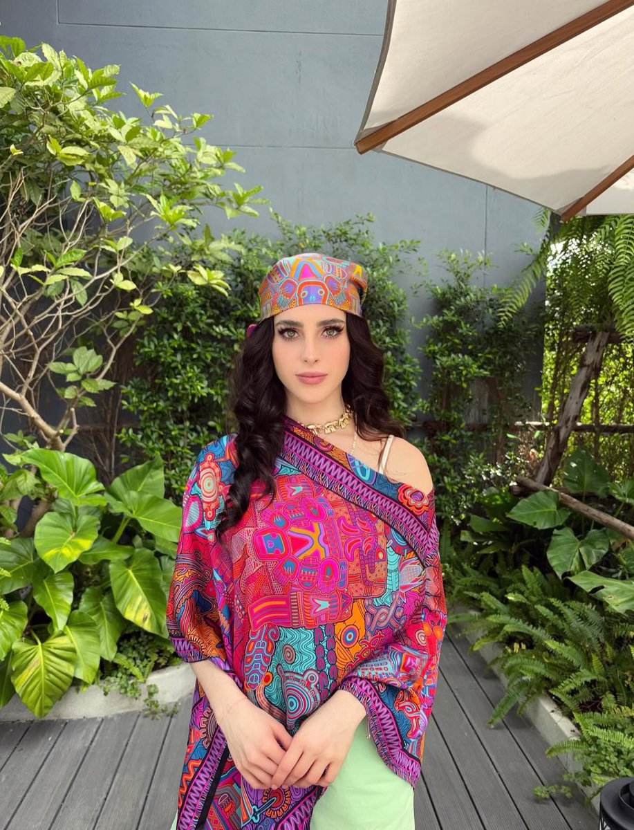 fatimaboschfdz's tweet image. Hola desde Tailandia 🇹🇭 México lindo y querido 🇲🇽 ✨