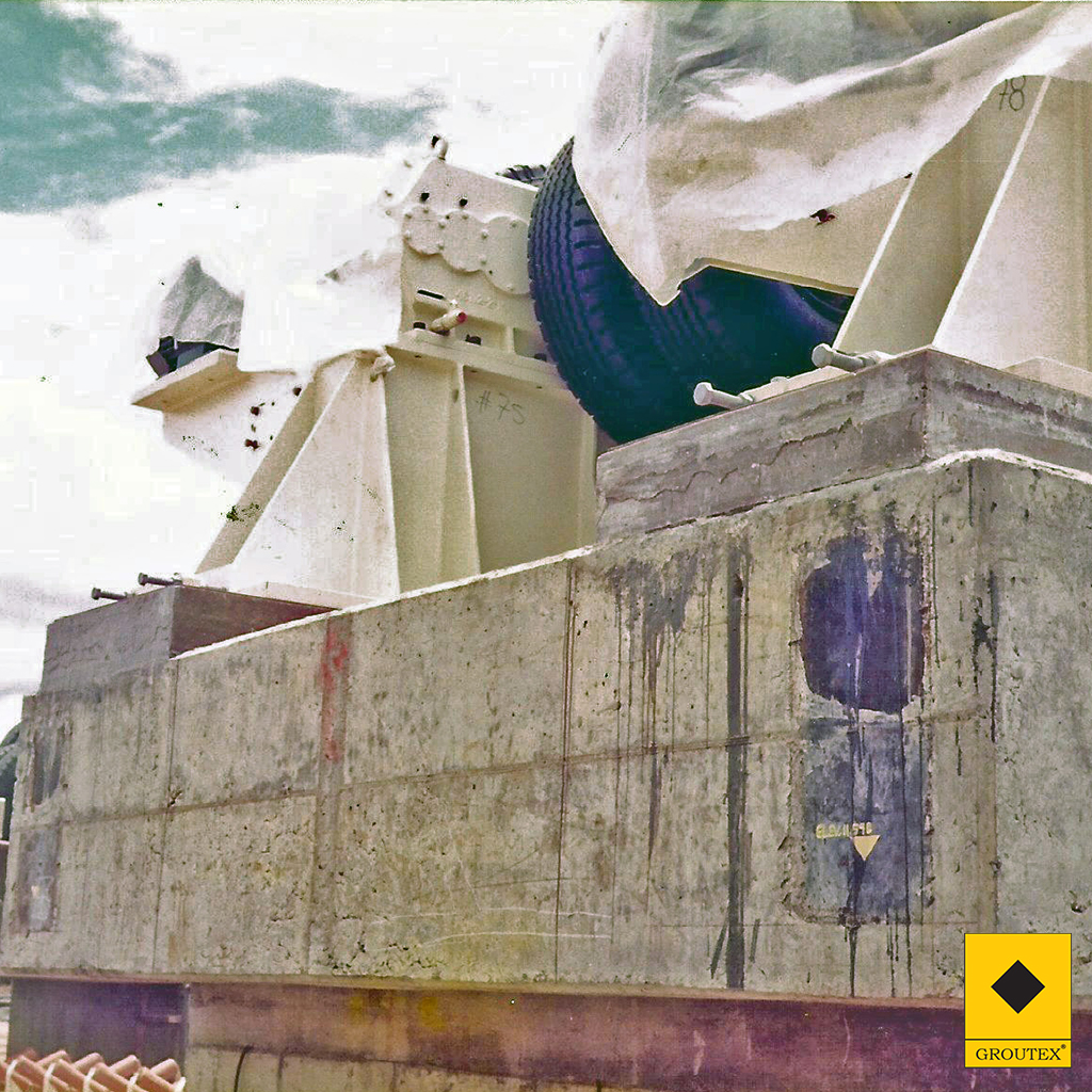 Groutex's tweet photo. Nuestros recubrimientos epóxicos ofrecen una protección superior contra la corrosión y el desgaste. Ideales para superficies industriales que requieren una resistencia extra. 🔗 https://t.co/QTO1C9zMZD
#Epóxicos #Protección #Industria #Construcción #GroutexProductos #Venezuela https://t.co/N3PGwWKJj7