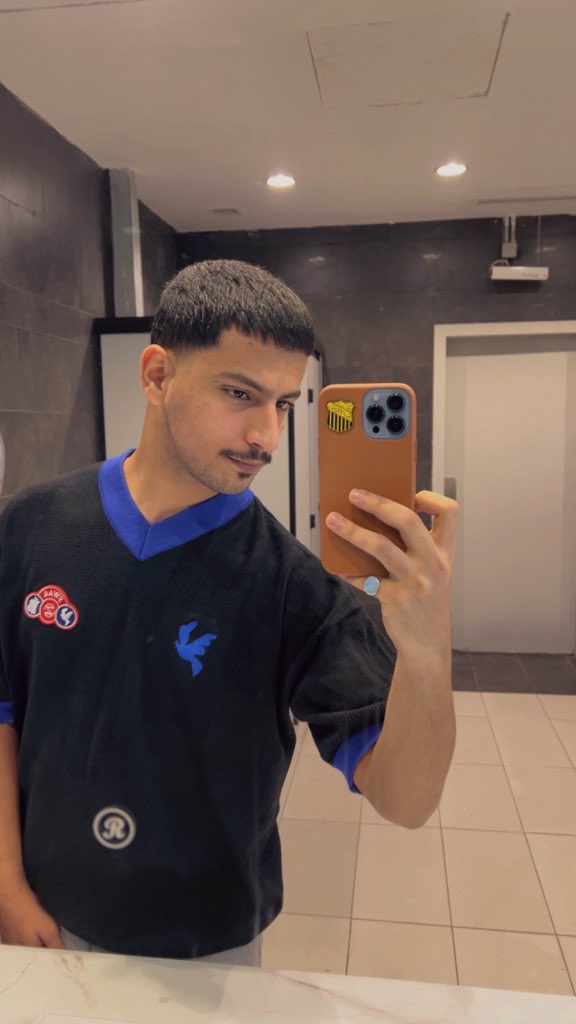 A (@in12r) on Twitter photo 