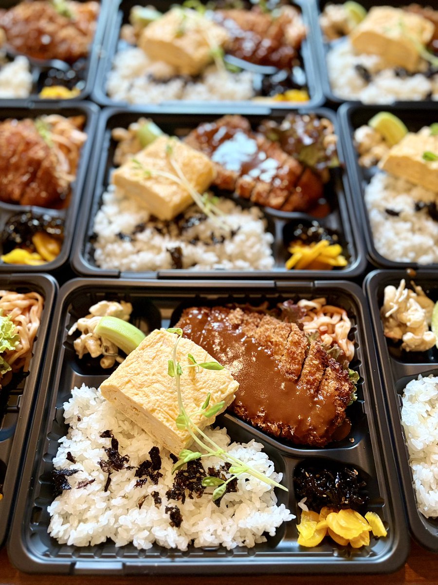 mrebis385's tweet photo. 11/19(水)
「デミかつ＋玉子弁当」
#スーパーなかそね
#スーパーカリマタ

急に寒いのであったかそうなお弁当用意してます
本日もよろしくお願いします
#宮古島 #宮古島グルメ #エベッサン #宮古島エベッサン https://t.co/qaVgCCgWus
