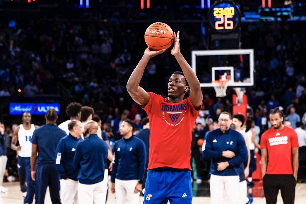 KUHoops's tweet photo. Let’s hoop ⚡️ https://t.co/RRG5aEYyUI