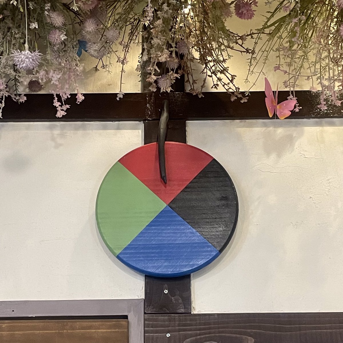 🌳11月19日（水）🌳
大須の森カフェコダマ本日も元気に営業してます🌸
一気に冷え込みましたね❄️
暖かくして出掛けてください☀️

ご予約お問い合わせはお電話にてお願い致します☎️

本日もよろしくお願いします🌷
