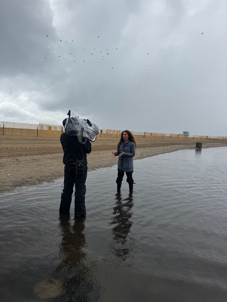 finally dried off after reporting on a very rainy Southern California 🌧️ 

covering an atmospheric river is no joke, but getting to work with the best team in the biz makes standing in the rain fun