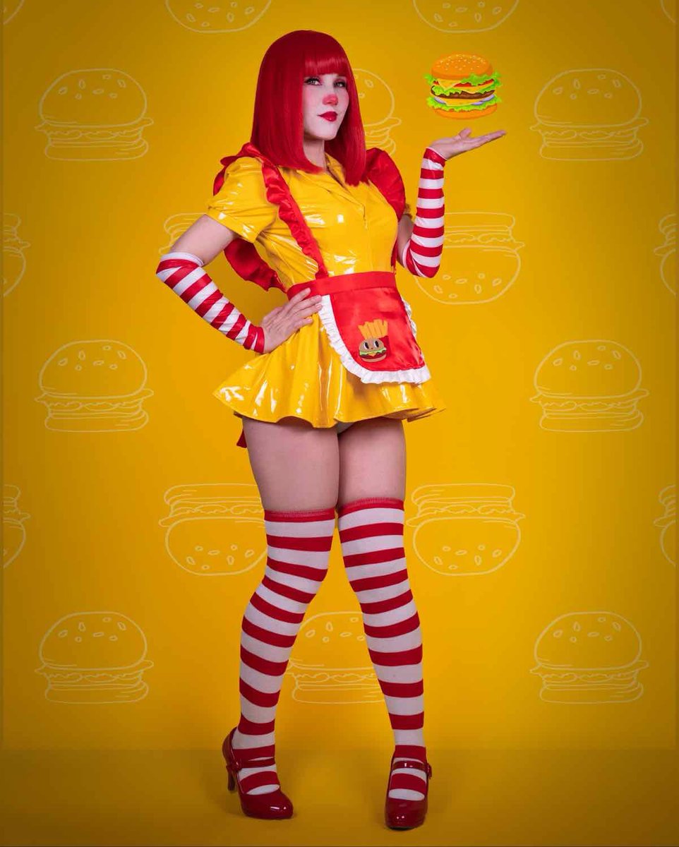 🍔🍟 Outfit collaboration <a href="/miccostumes/">Miccostumes.com</a>
