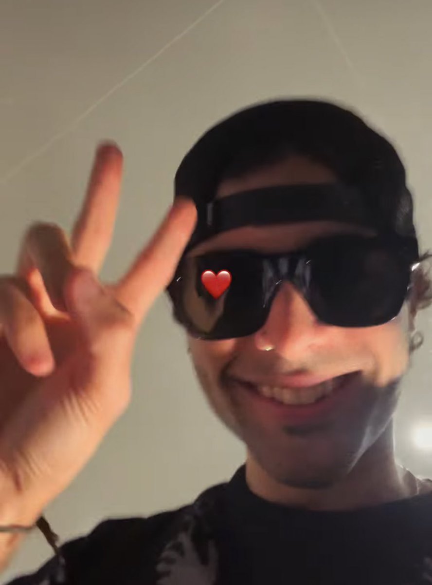 erickbefj's tweet photo. te amo briann 😭❤️‍🩹 https://t.co/wQ86JSHCs4