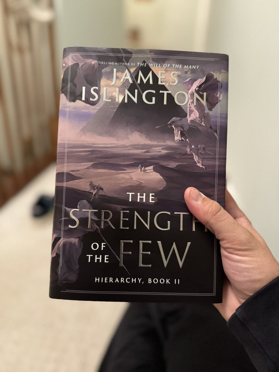 PreacherReads's tweet image. Finished.

Need to chew on this one.

Review and rating tomorrow 👀