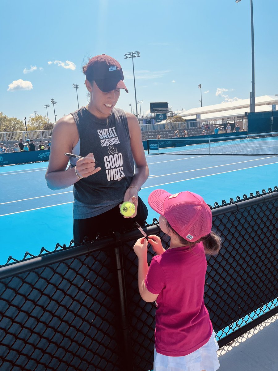 Delaney Collins tweet media