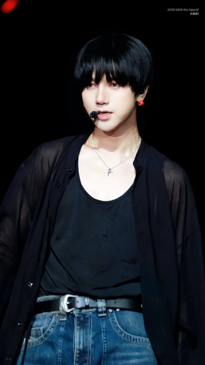pink_cumulo's tweet photo. Go ahead king, we know you deserve a best place 😌 
#YESUNG #SUPERJUNIOR #슈퍼주니어 #예성 https://t.co/JA2AXYfHNL