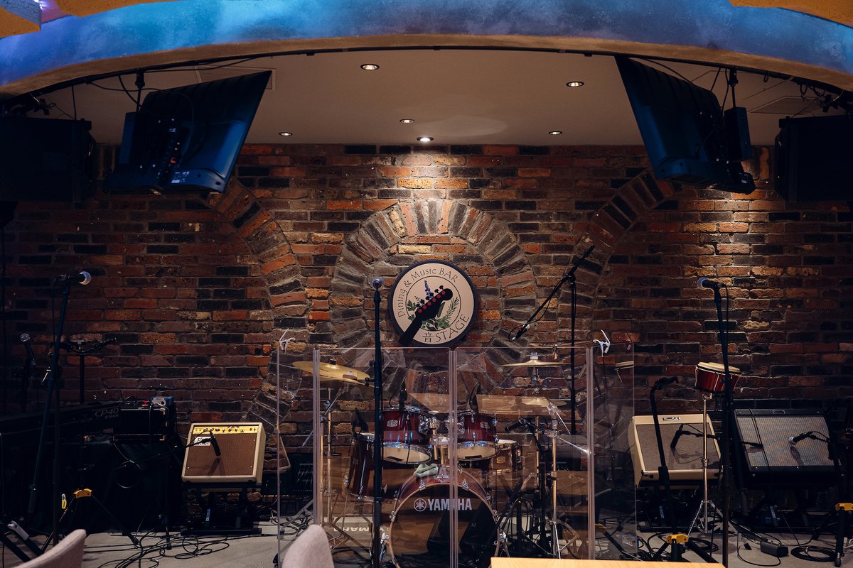 onstage_kanda's tweet image. ／
11/19(水)17:00〜23:30 OPEN！
＼

先日は突然の臨時休業、大変失礼いたしました！
5日ぶりの通常営業、張り切っていきます！！！！！

ご予約複数ありますがカウンター・テーブル共にゆとりあります！

本日も皆様のご来店を心よりお待ちしております！
☎️03-3527-1909