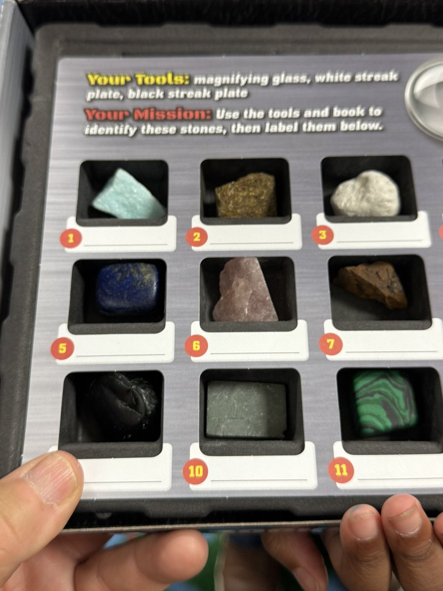 RCPS_EarlyLearn's tweet image. “When your Afterschool student schools you on rocks &amp;amp; minerals… I guess I’m the one getting the real education today 🪨✨”
#dph #pat #rocks #minerals #science