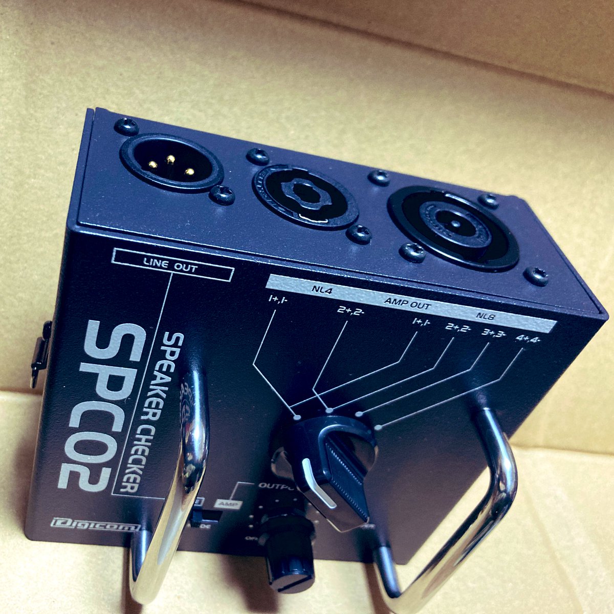 tatsuya_account's tweet image. InterBEE2025が開幕している中...

スピーカーチェッカー SPC02
特注バージョンを導入しました！

何が異なるのかは写真で判断できる範囲です🙂

「お問合せはデジコム(@digicomOFFICIAL)まで」!?

#SPC02 #SpeakerChecker