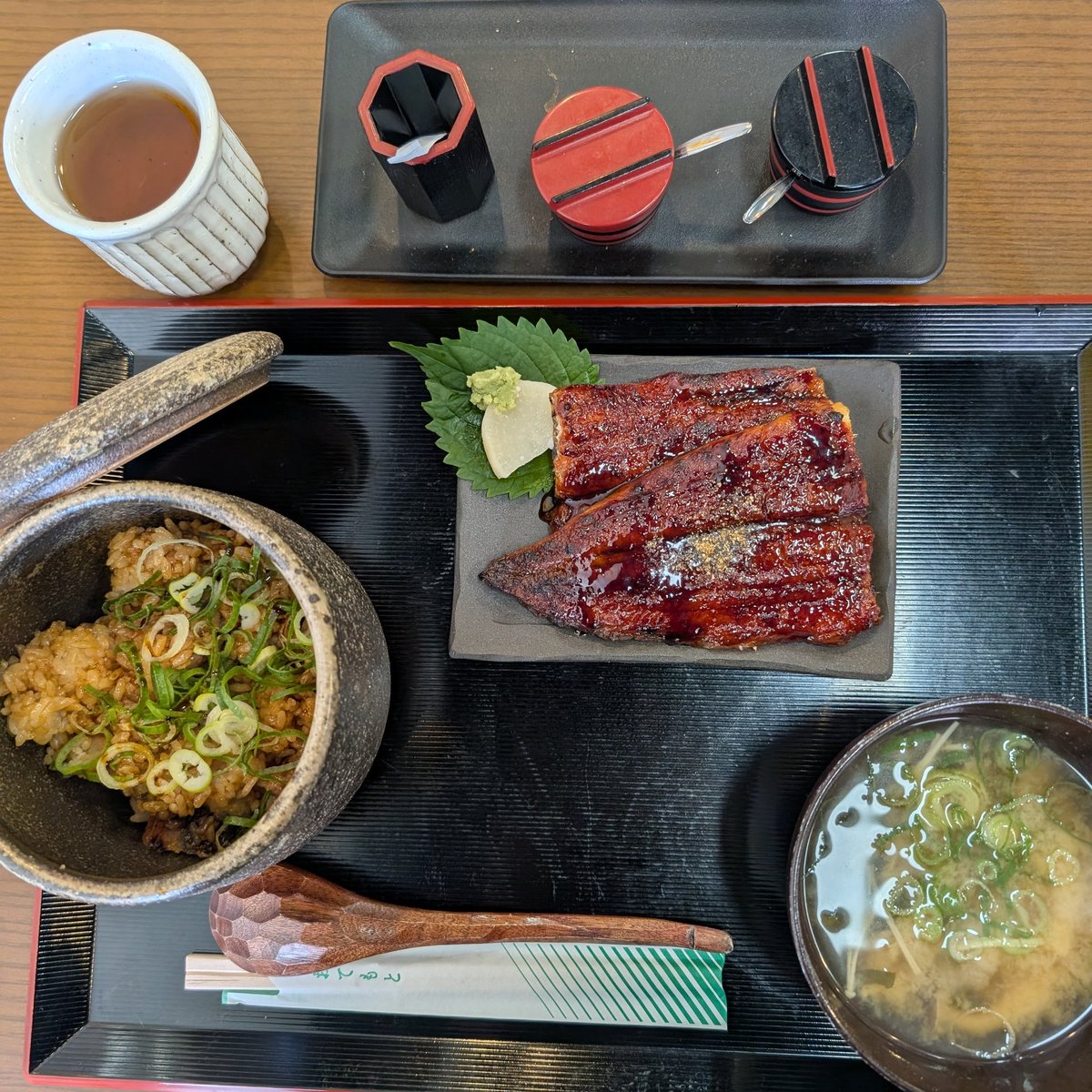 DsYuyu2196's tweet image. 日本うなぎ一本定食 ¥2300