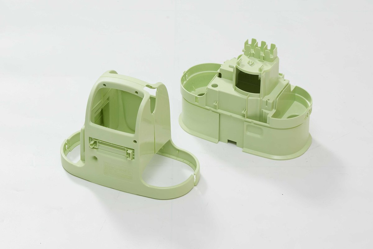 🌳GODe High Precision Mold Factory in Shenzhen.
🛠️Our CNC machines and EDM machines are from Japan, like Makino and SEIKI. 
🙋‍♀️The precision of the mold is closely related to the sophistication of the equipment. Entrust your project to us, and you'll achieve a perfect partnership.