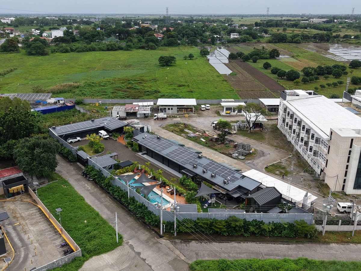 solarenpowerph's tweet image. New residential solar projects completed.
Modern designs, reliable components, and clean energy for premium homes.

#SolarPH #ResidentialSolar #CleanEnergy