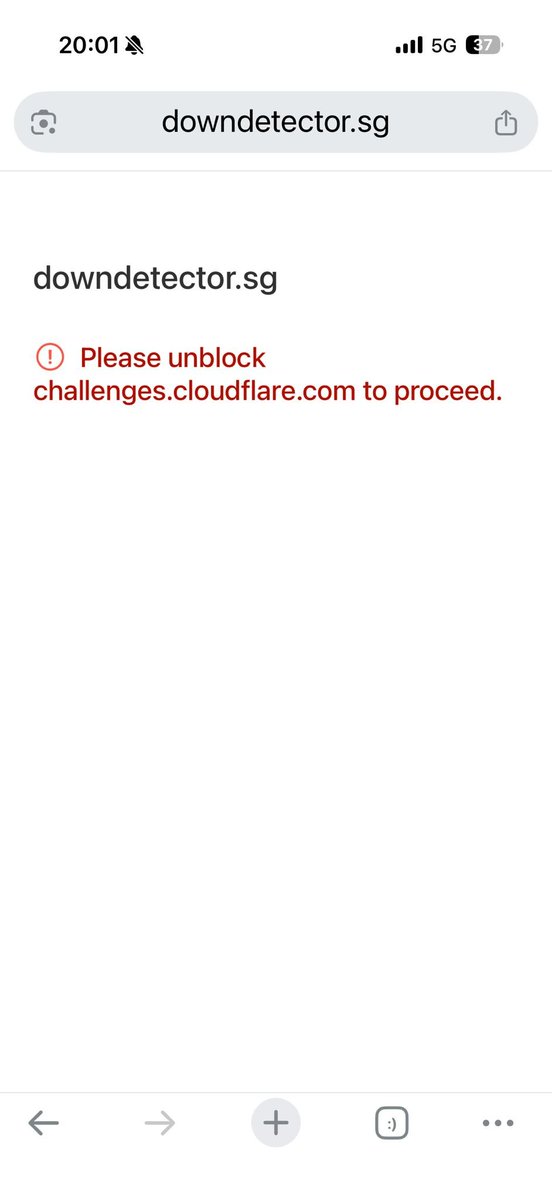 gnamedotcom's tweet image. &amp;gt; cloudflare was down for a hot minute
&amp;gt; checked if cloudflare was down
&amp;gt; cant use uptime checker because it&apos;s on cloudflare

😑