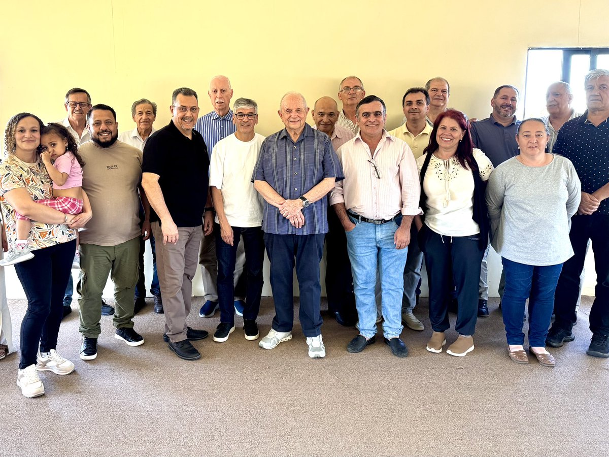 altongarrison's tweet photo. Training leaders in Uruguay. Acts 2 Journey. 
#globalchurchhealth https://t.co/LbeyKb539E